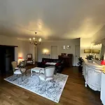Villa Le Manoir Lacalmontie Vitrac (Cantal)
