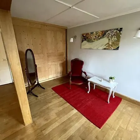 Le Manoir Lacalmontie Villa *