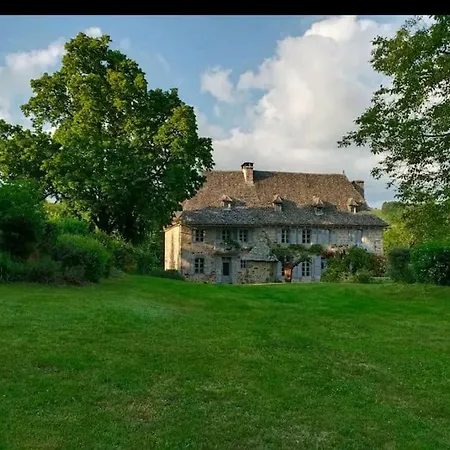 Le Manoir Lacalmontie Villa *